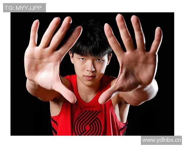 比卢普斯赞杨瀚森如火箭般爆发的表现引发关注与讨论